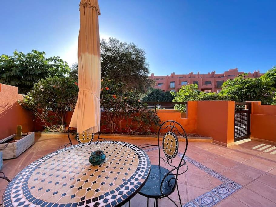 Cozy Apartment With Large Terrace Next To The Pool La Tejita Exterior foto